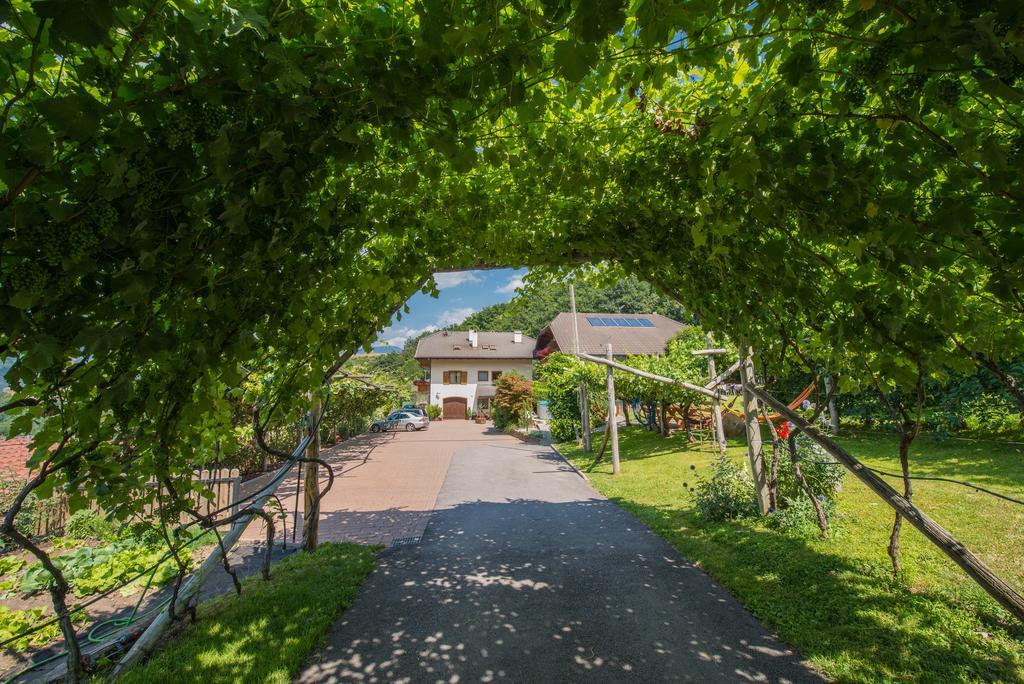 Pension Etschblick B&B 프란카르토 외부 사진