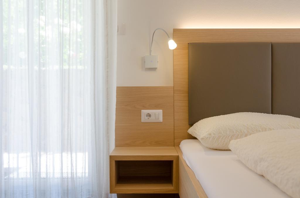 Pension Etschblick B&B 프란카르토 외부 사진